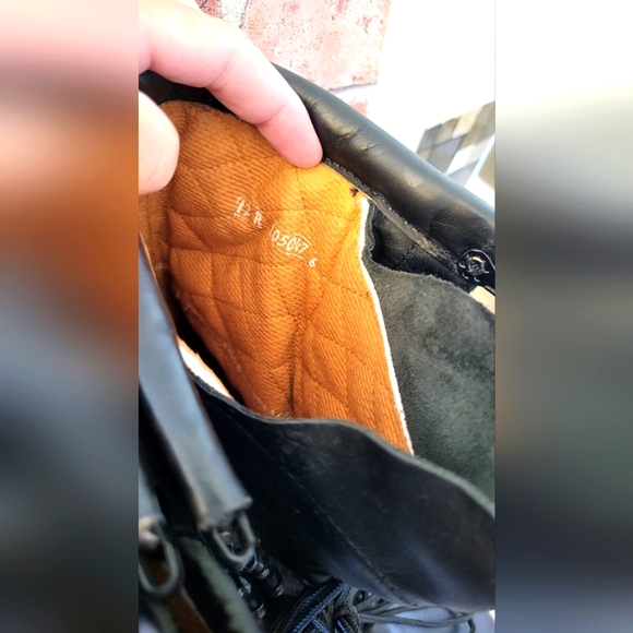 Black tactical boots - Picture 3 of 9